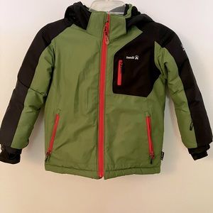 KAMIK Boys Size 5 winter coat with thumb holes!
